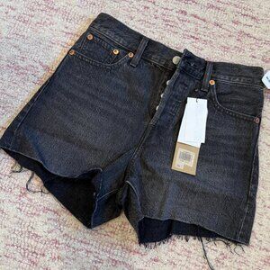 Levis Wedgie Short- Gray